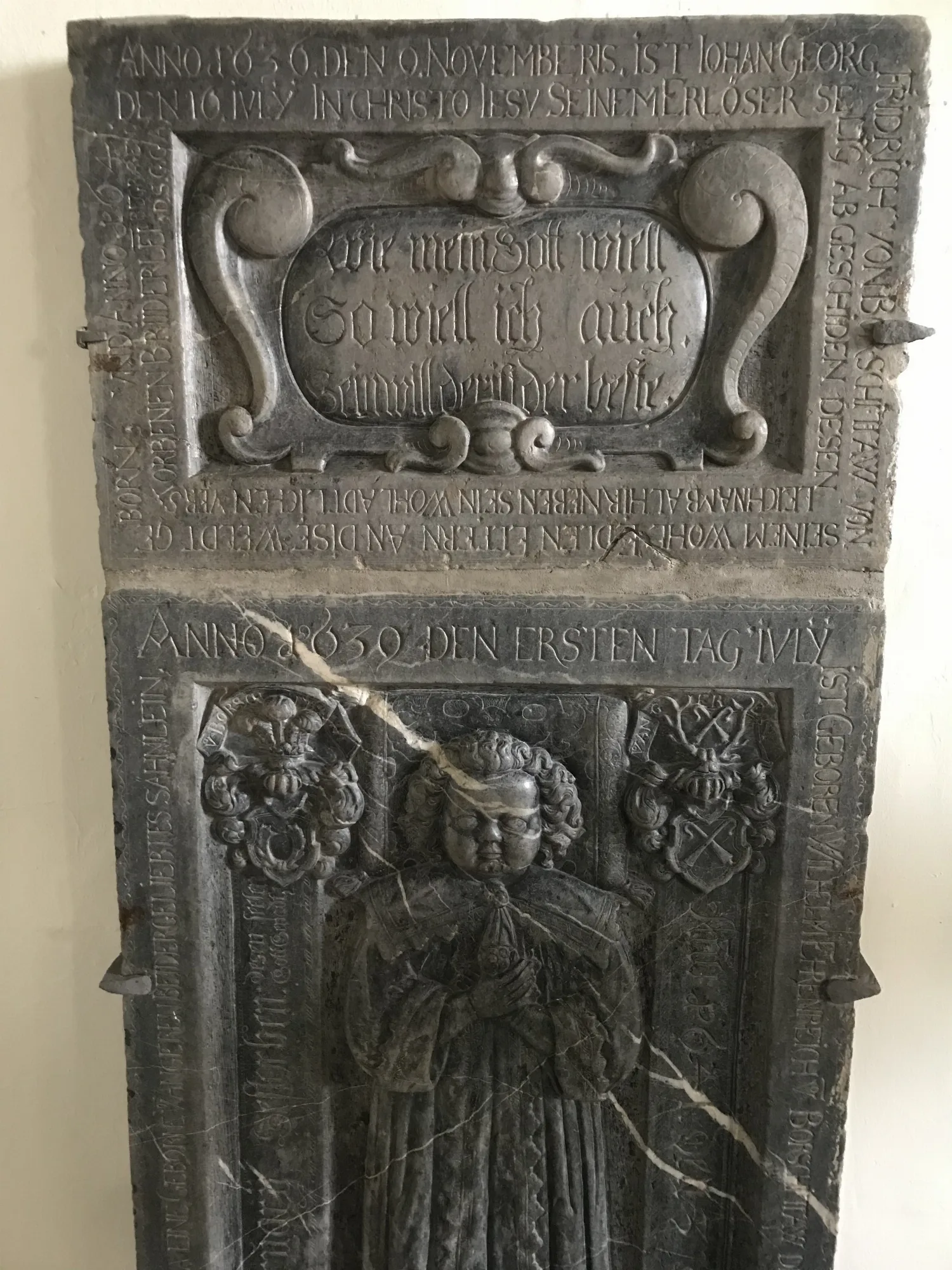 Braunfels - Schlosskirche - Grabplatten